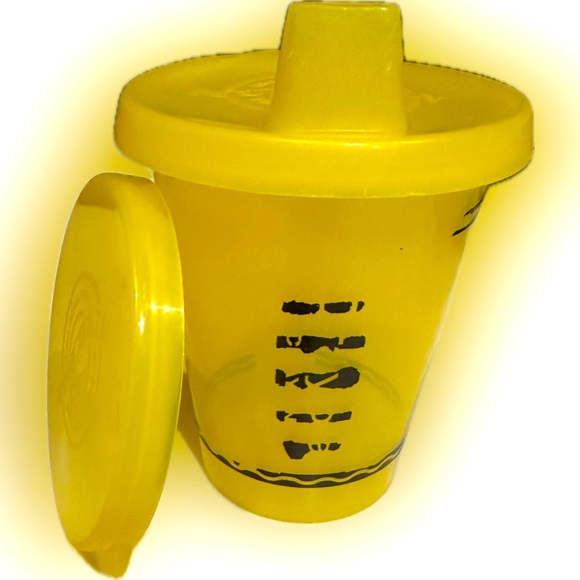 VTG Y2K RARE CRAYOLA CRAYON MUNCHKIN YELLOW 3 PC SIPPY CUP TUMBLER SET LID DRINK - Picture 1 of 7